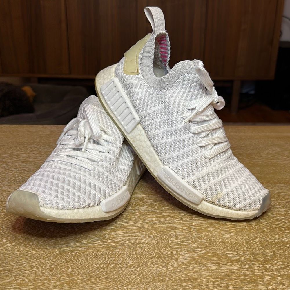 NMD_R1 STLT Primeknit 'Cloud‎ White'